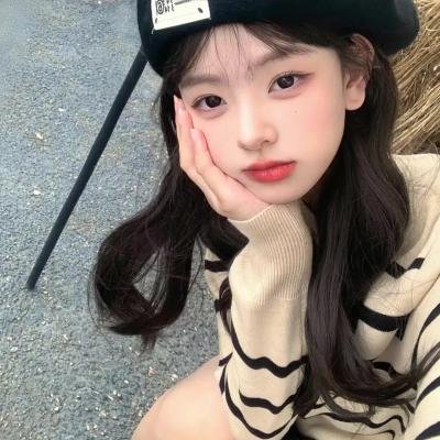 黑夜中的玻璃人偶